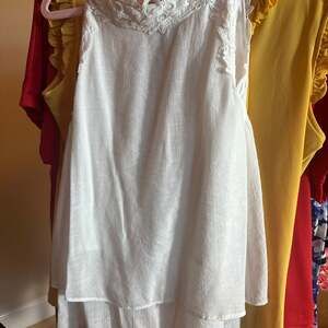 NEW BCX White With Lace Trim Boho Tank/Sleeveless Top - Size Medium